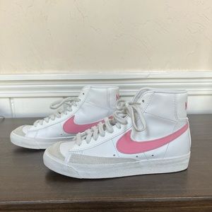 Nike Blazers 6.5